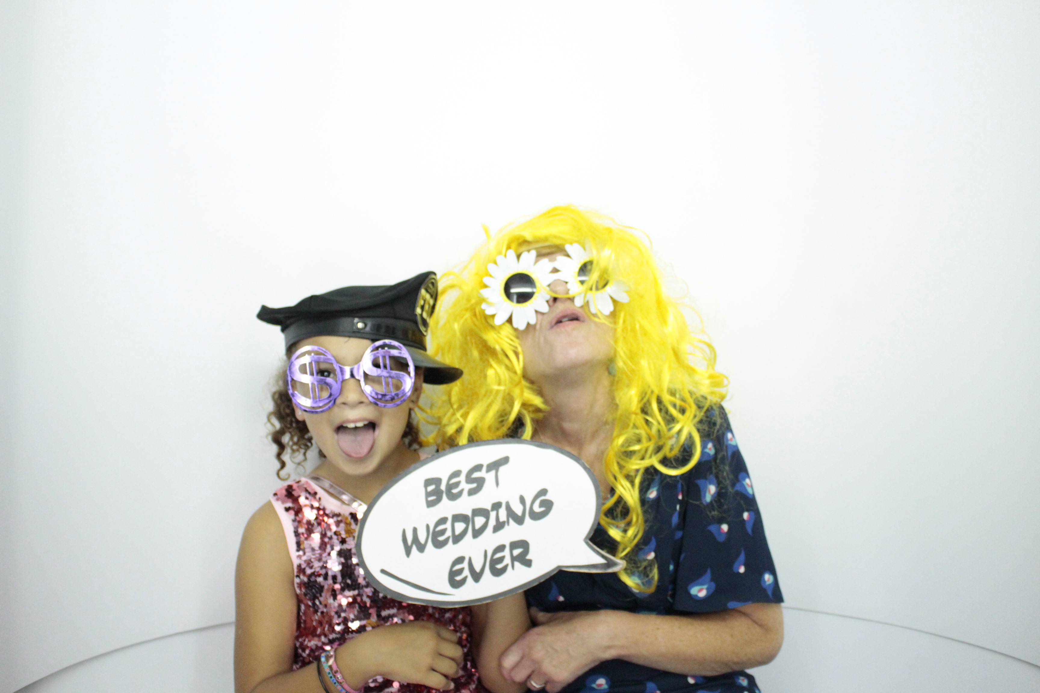 Louise & Dan's Big Day | View more photos from the event at gallery.myphotoboothexperience.co.uk/u/MyPhotoBoothExperienceLtd/Louise-Dans-Big-Day